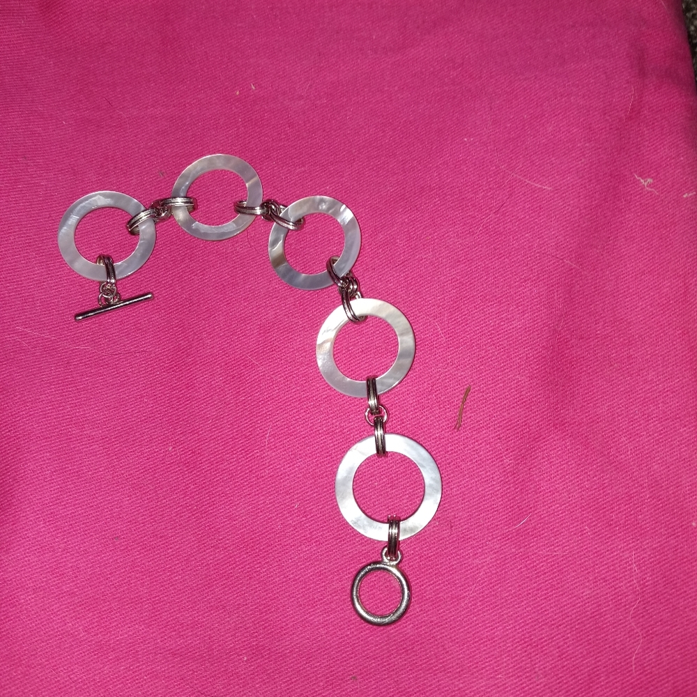 Mother of Pearl Bracelet with Five Circles